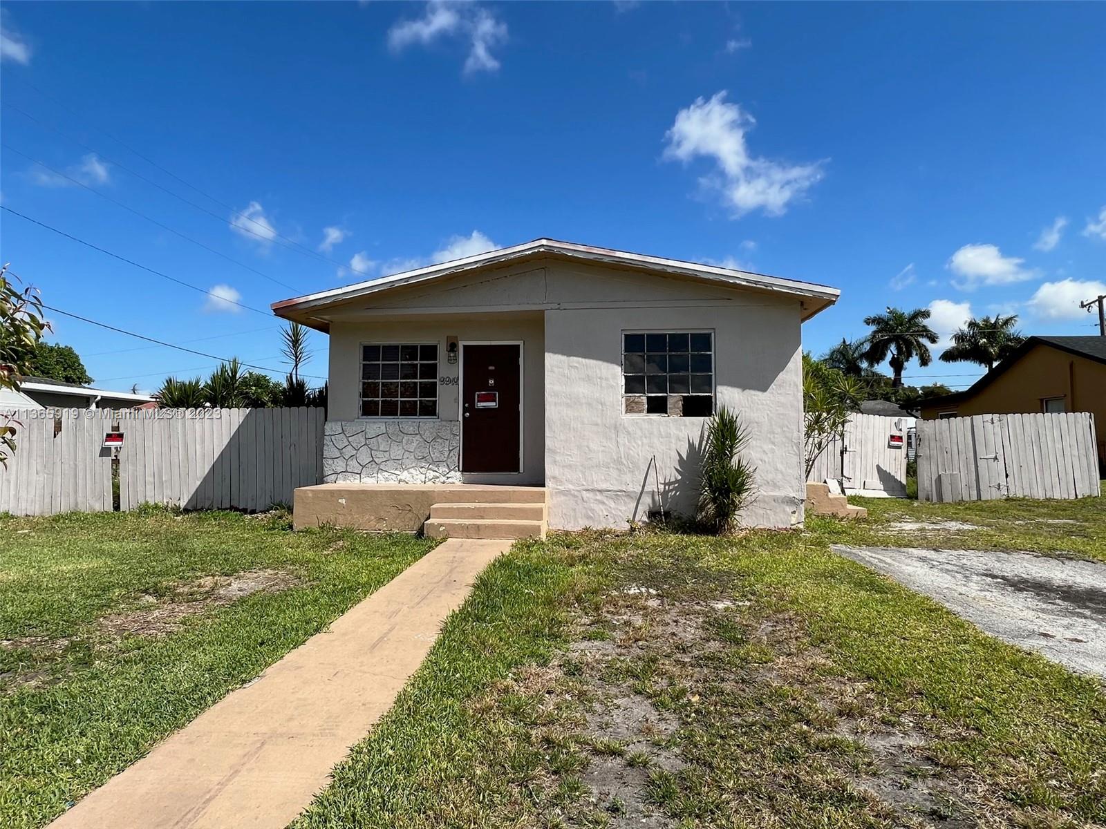 9941 SW 198th Street Cutler Bay FL 33157