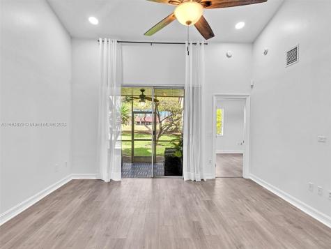 8257 NW 70th Street Tamarac FL 33321