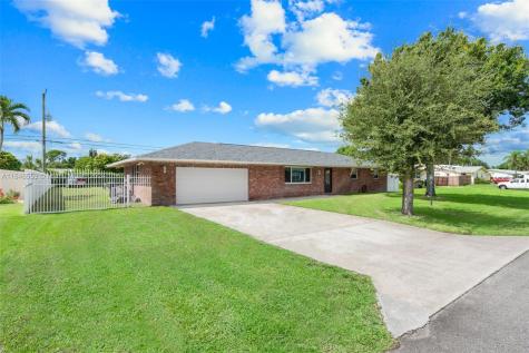 55 W Arch Drive Lake Worth FL 33467