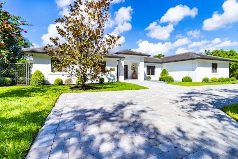 9940 SW 72nd Avenue Pinecrest FL 33156