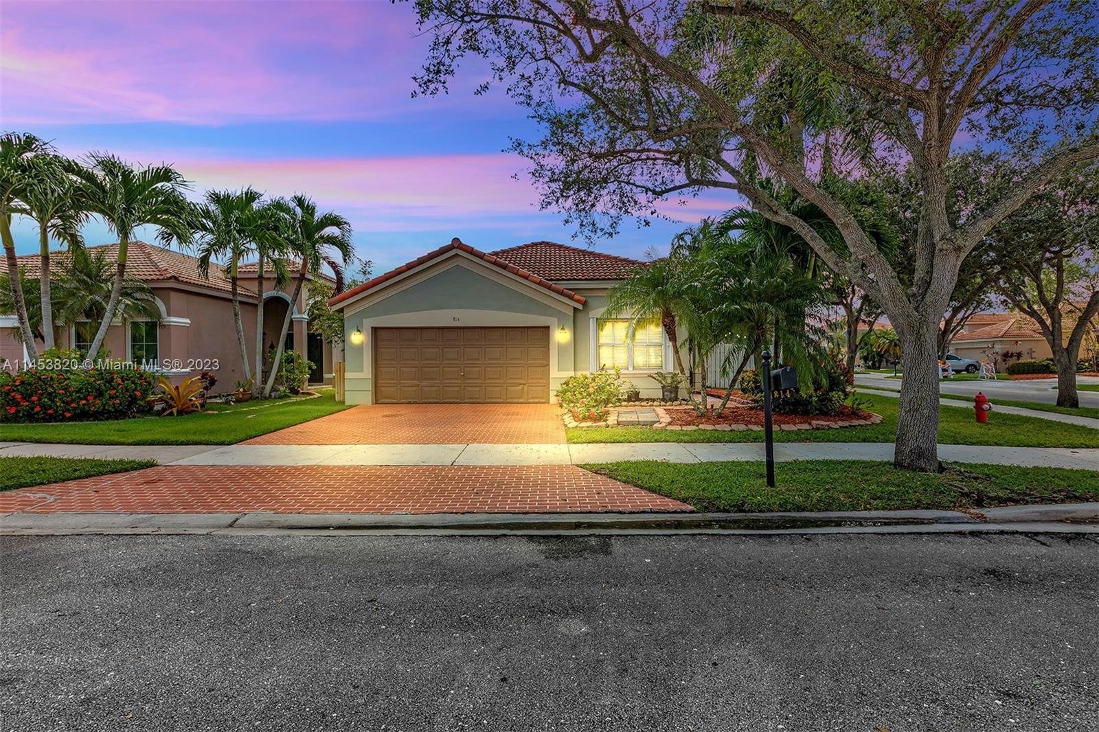 814 Kapok Way Weston FL 33327