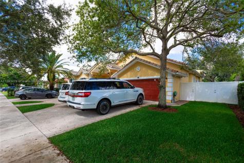 2900 SW 80th Avenue Miami FL 33155
