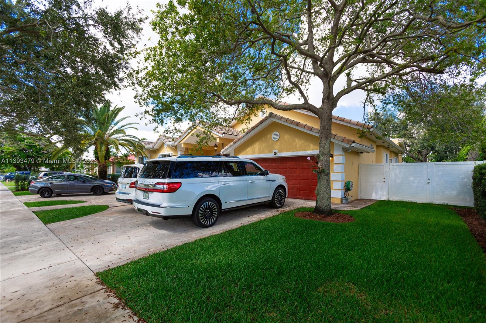 2900 SW 80th Avenue Miami FL 33155
