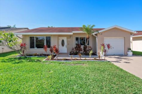9324 NW 53rd Street Sunrise FL 33351