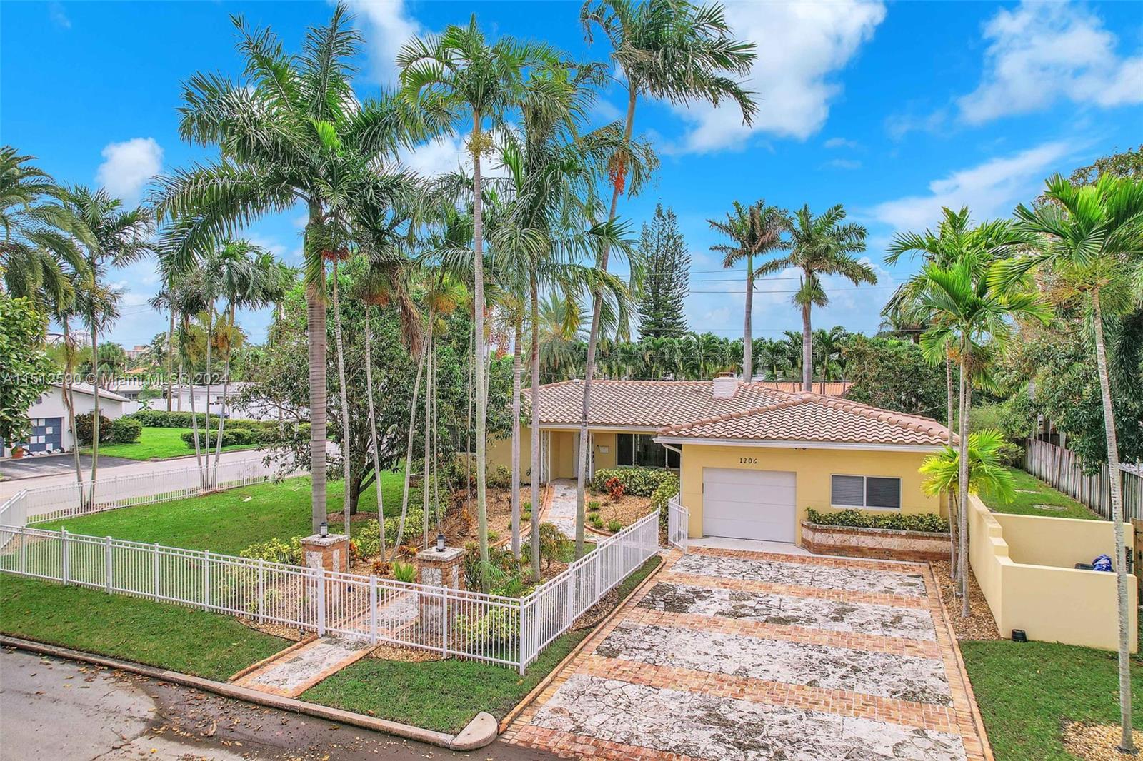 1206 Adams Street Hollywood FL 33019