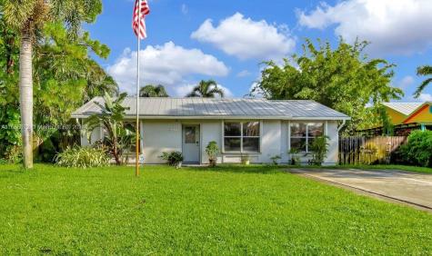 5277 Pine Tree Drive Delray Beach FL 33484