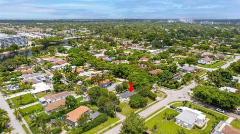 1698 NE 169th Street North Miami Beach FL 33162