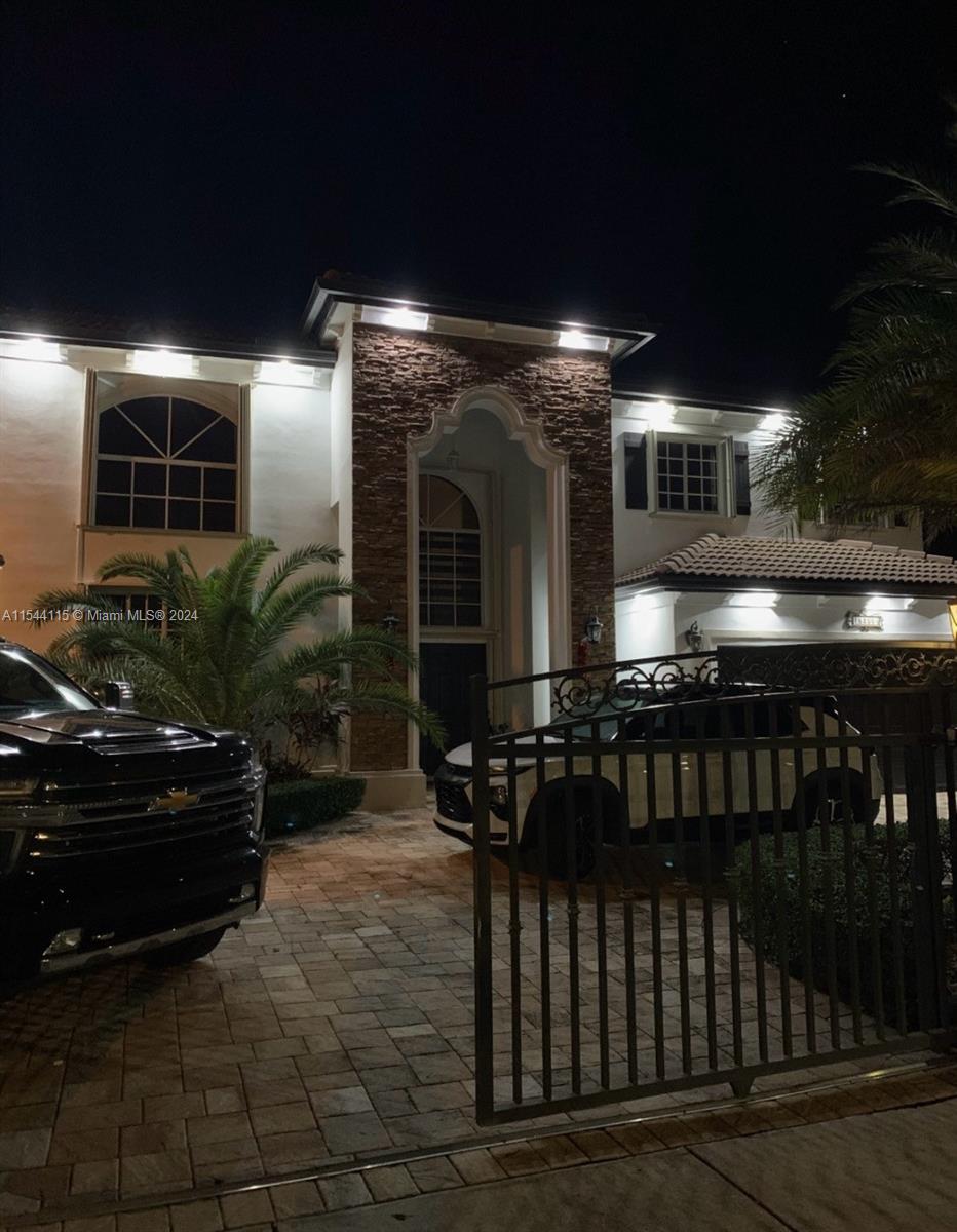 15206 SW 13th Terrace Miami FL 33194