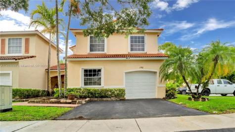 17982 SW 11th Street Pembroke Pines FL 33029