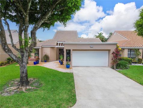 11077 Applegate Circle Boynton Beach FL 33437