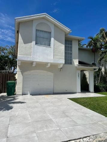 9891 NW 51st Terrace Doral FL 33178