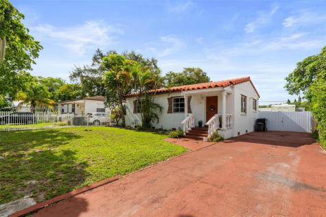 560 NW 135th Street North Miami FL 33168