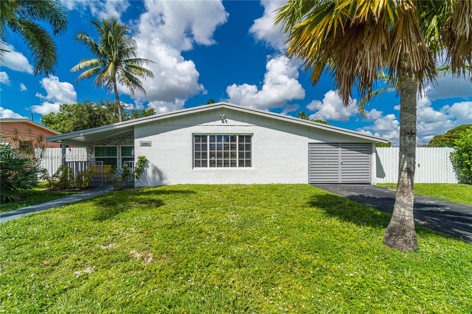 1510 N 73rd Way Hollywood FL 33024