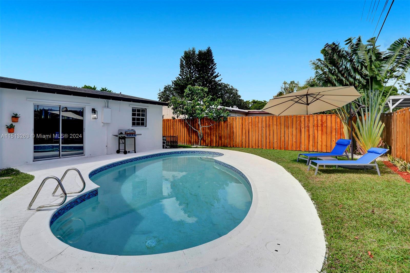 531 N 70th Terrace Hollywood FL 33024