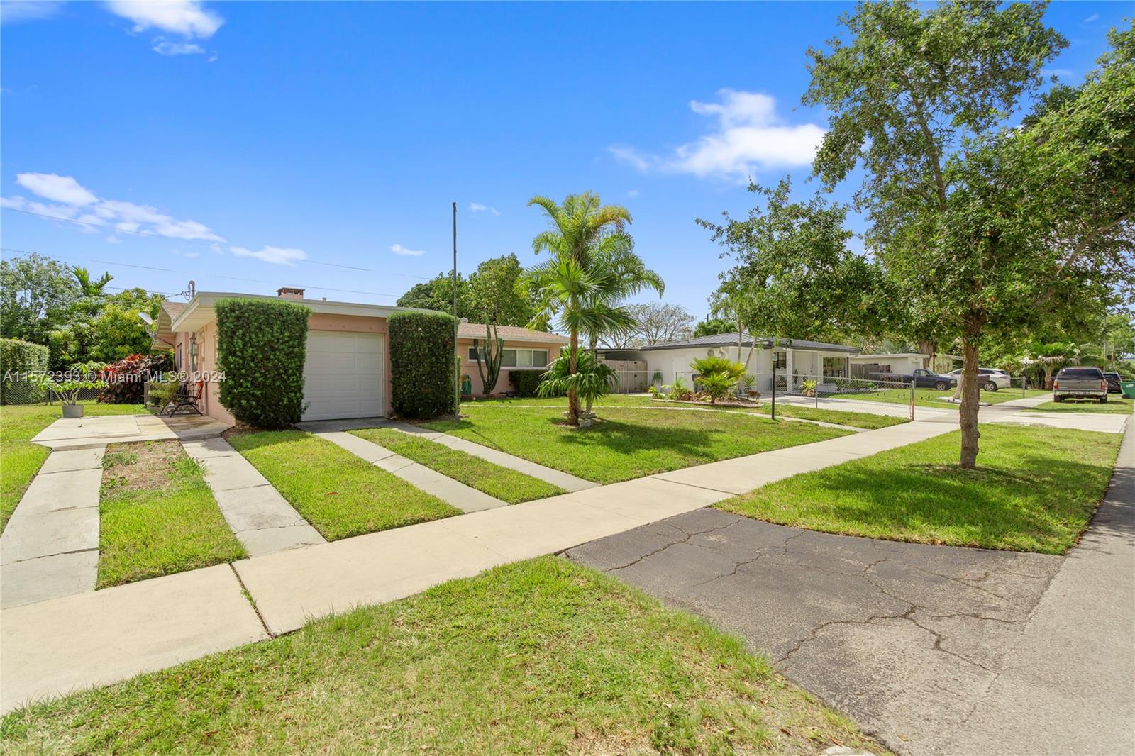 20615 Leeward Lane Cutler Bay FL 33189