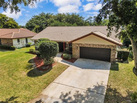3915 NW 69th Terrace Coral Springs FL 33065