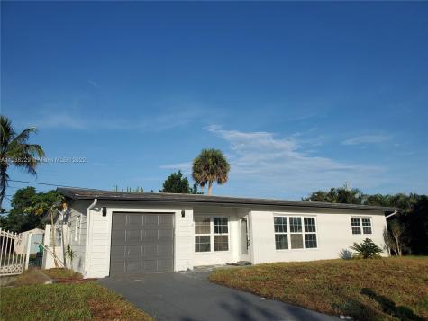 219 Riomar Drive Port St. Lucie FL 34952