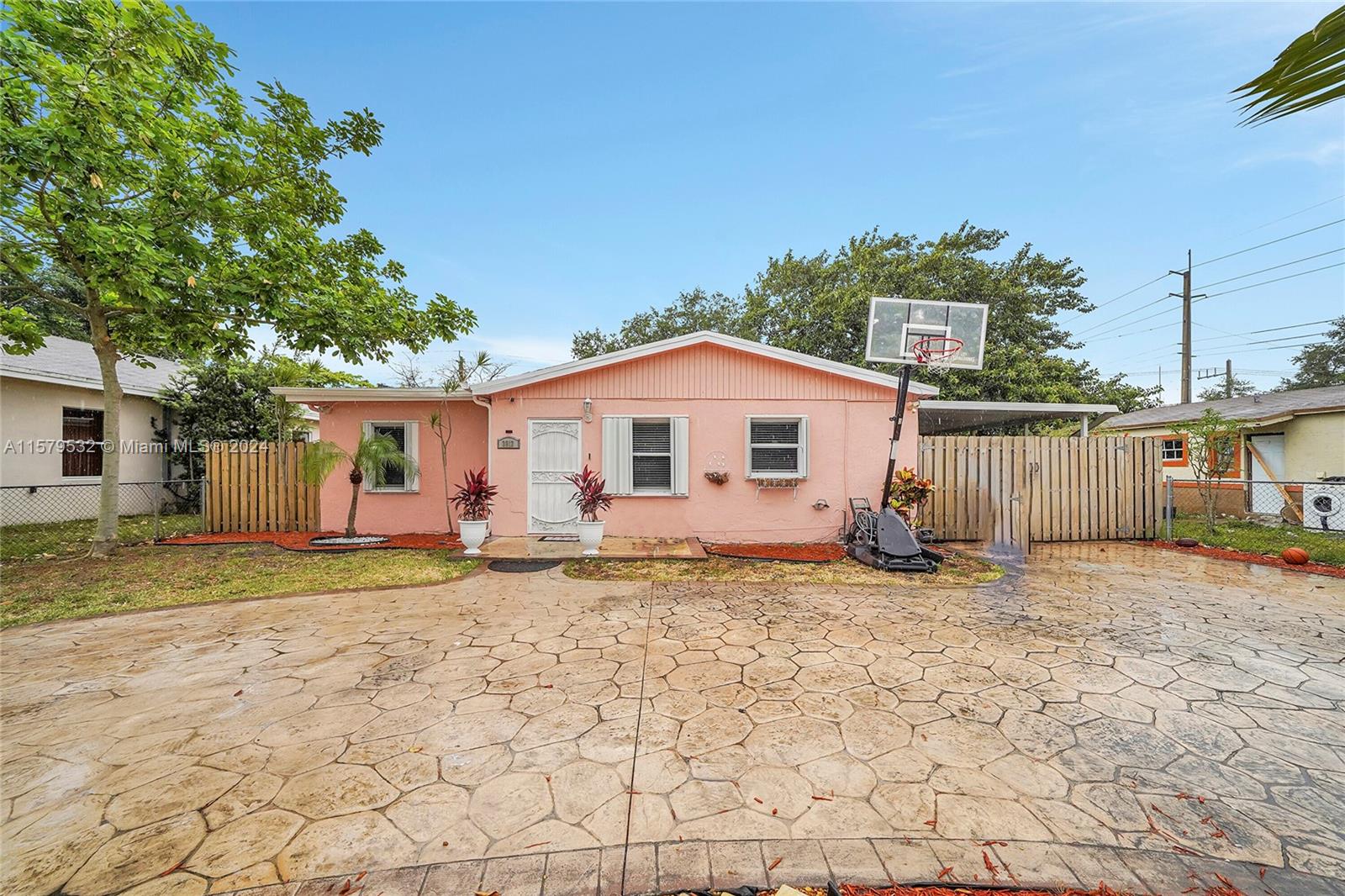 3912 SW 28th Street West Park FL 33023