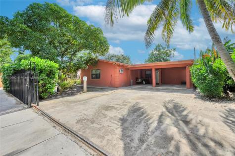 1570 NW 127th Street North Miami FL 33167
