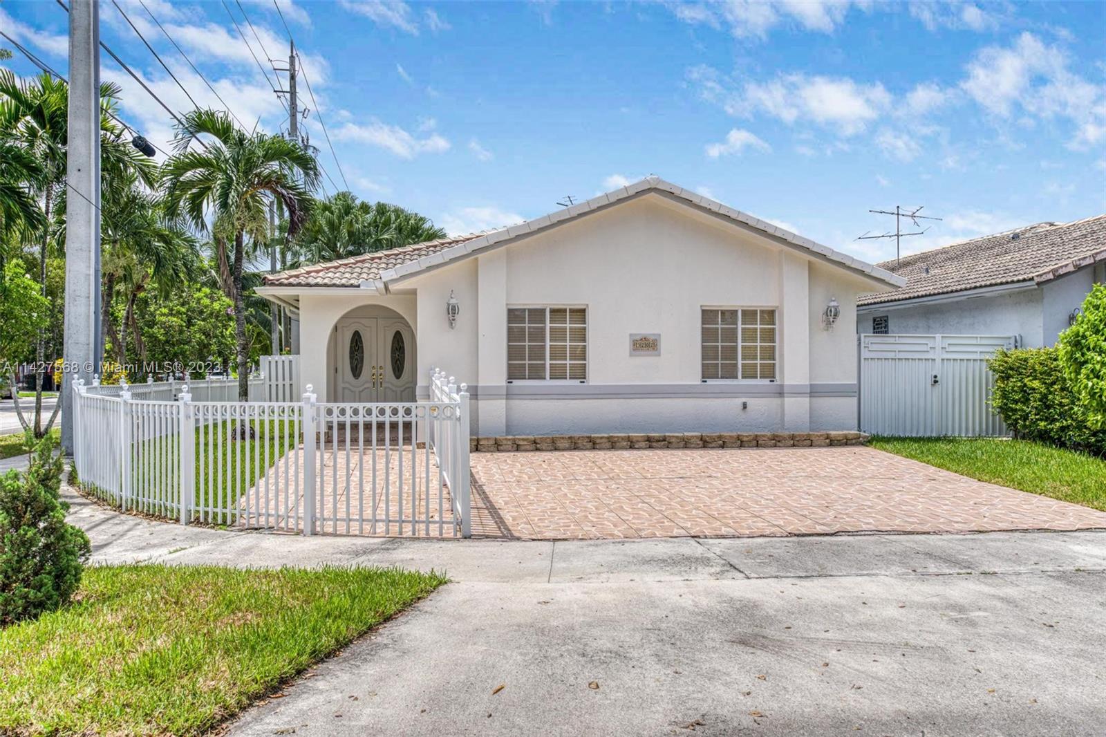 3202 W 77th Place Hialeah FL 33018