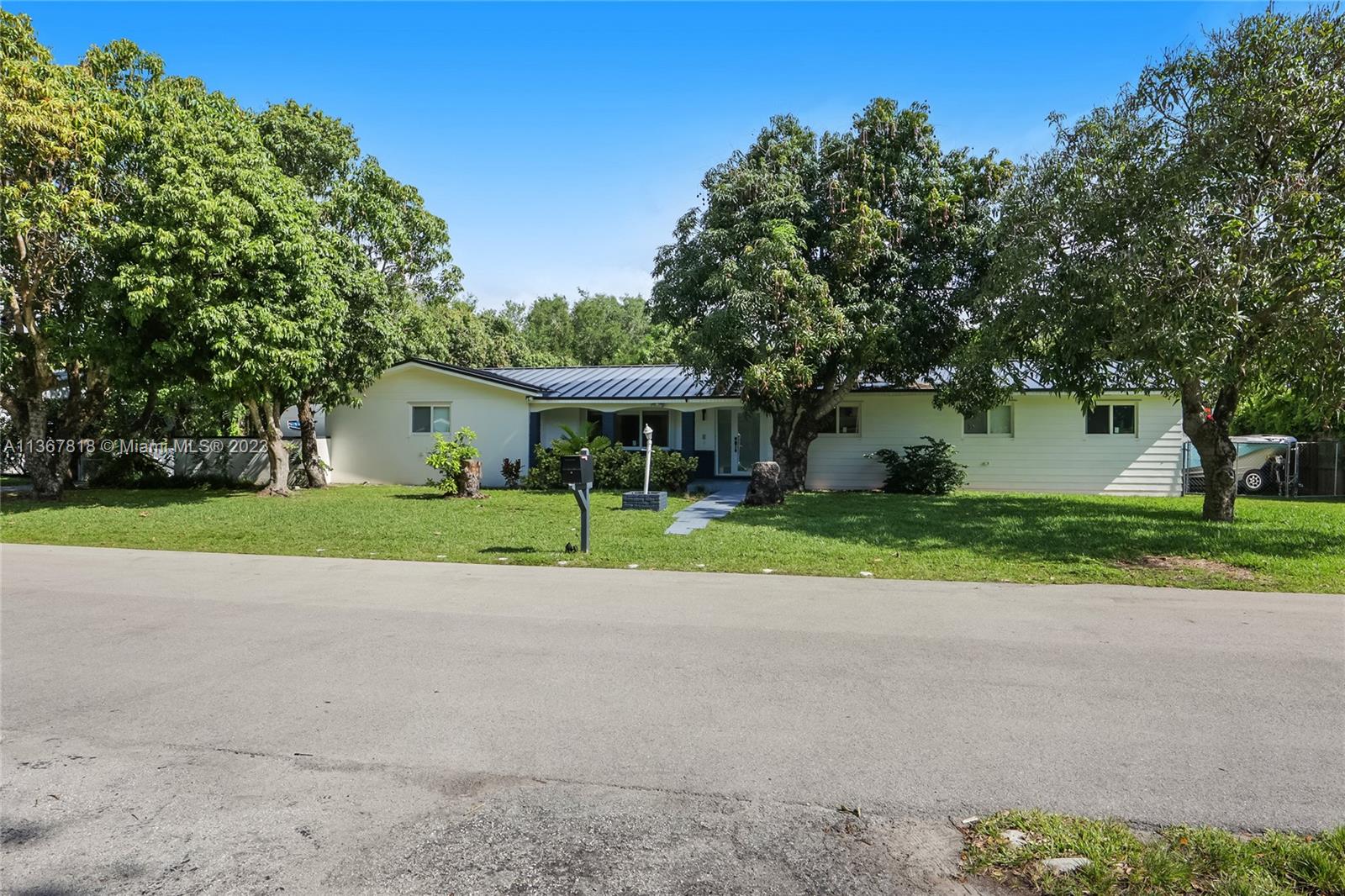 7865 SW 158th Terrace Palmetto Bay FL 33157