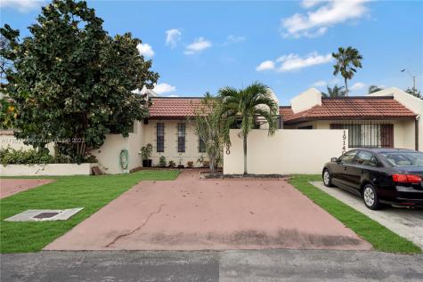 19130 NW 65th Court Hialeah FL 33015