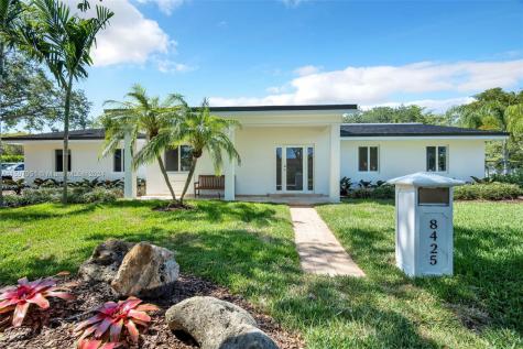 8425 SW 147th Street Palmetto Bay FL 33158