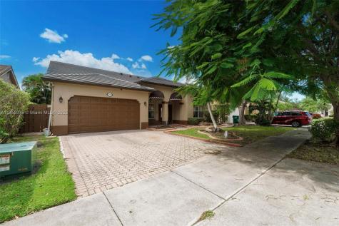 11514 SW 153rd Place Miami FL 33196