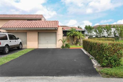 20641 NE 7th Court Miami FL 33179