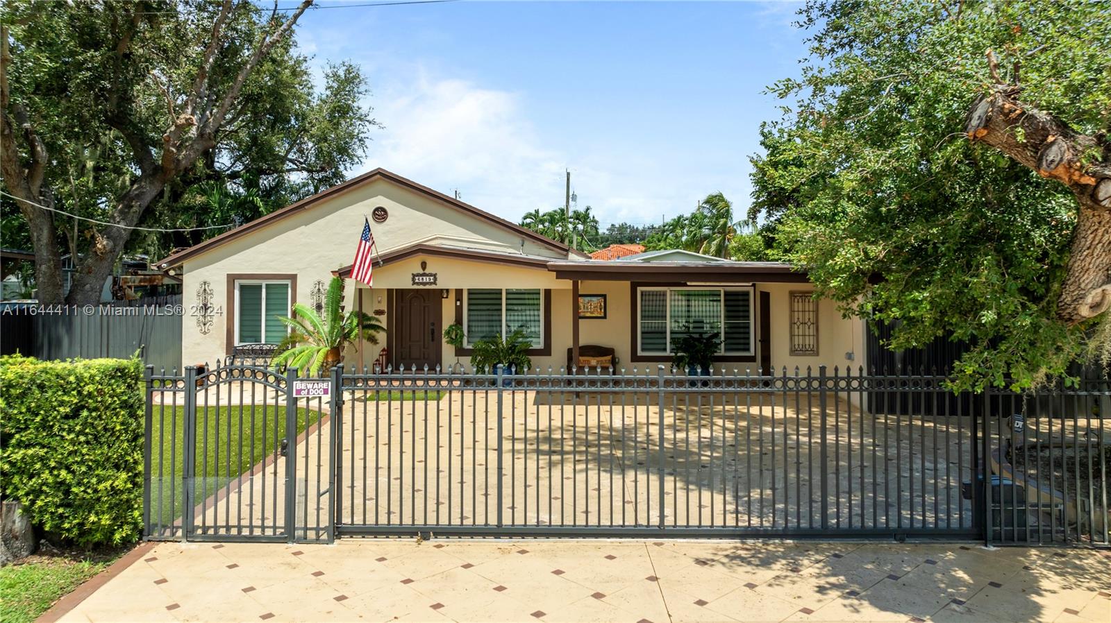 6819 SW 14th Street Miami FL 33144