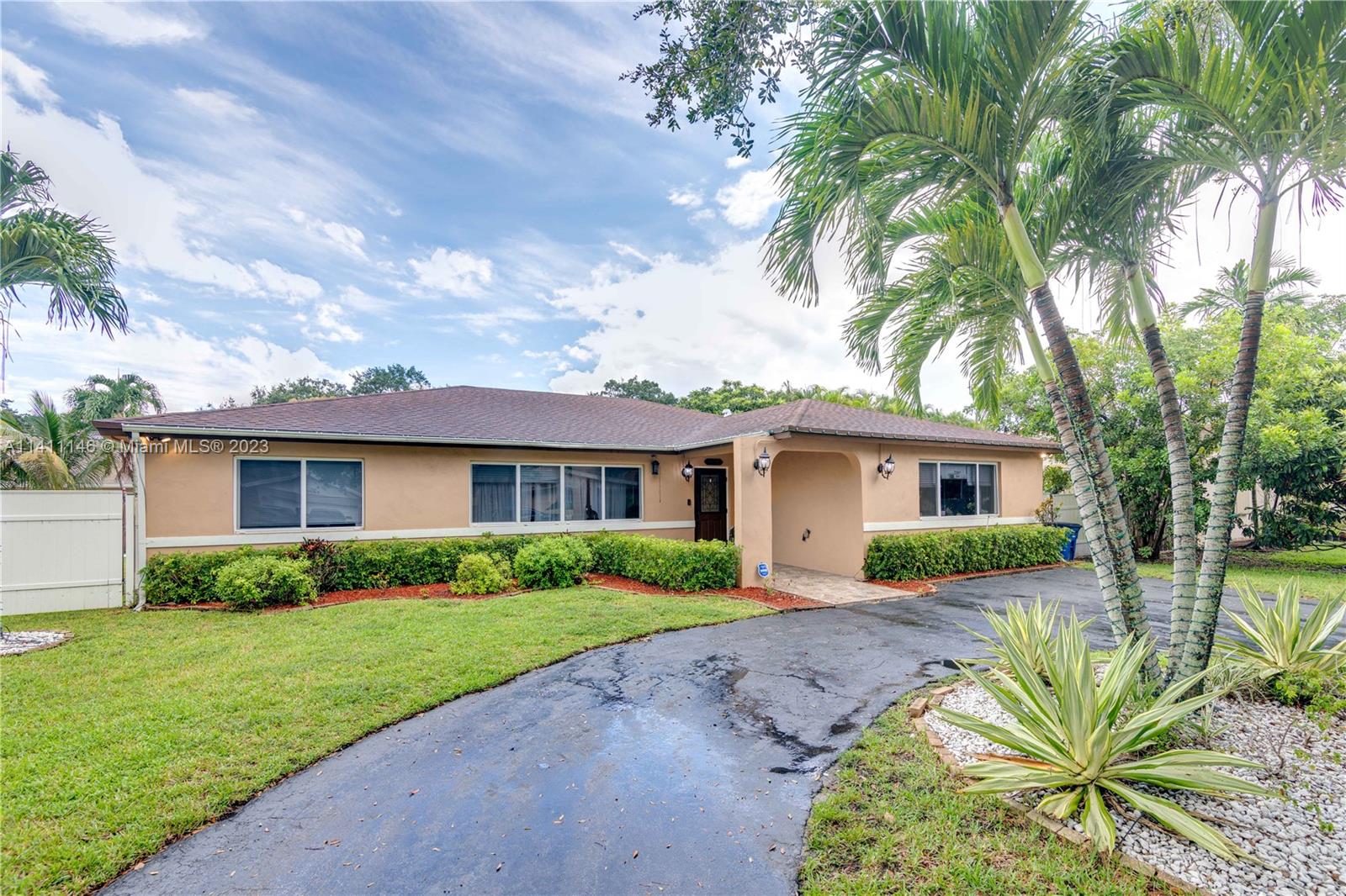 5727 SW 117th Avenue Cooper City FL 33330