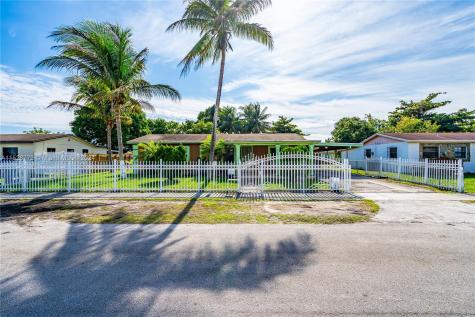 2420 NW 176th Terrace Miami Gardens FL 33056