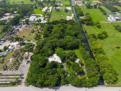 6000 SW 118th Avenue Miami FL 33183