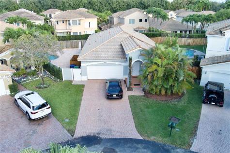 4553 NW 94th Place Doral FL 33178