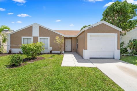 18974 Cloud Lake Circle Boca Raton FL 33496