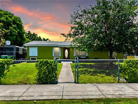 1749 SW 8th Street Homestead FL 33030