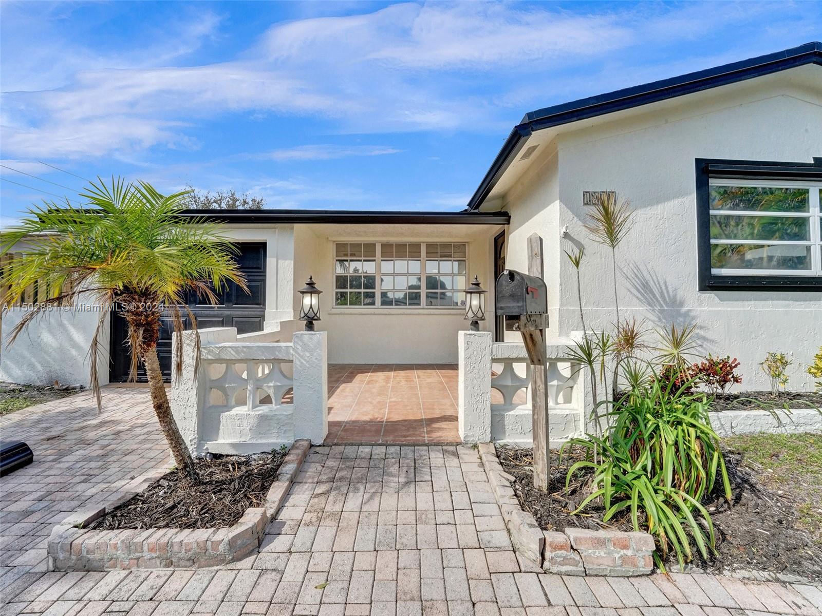 1910 N 52nd Avenue Hollywood FL 33021