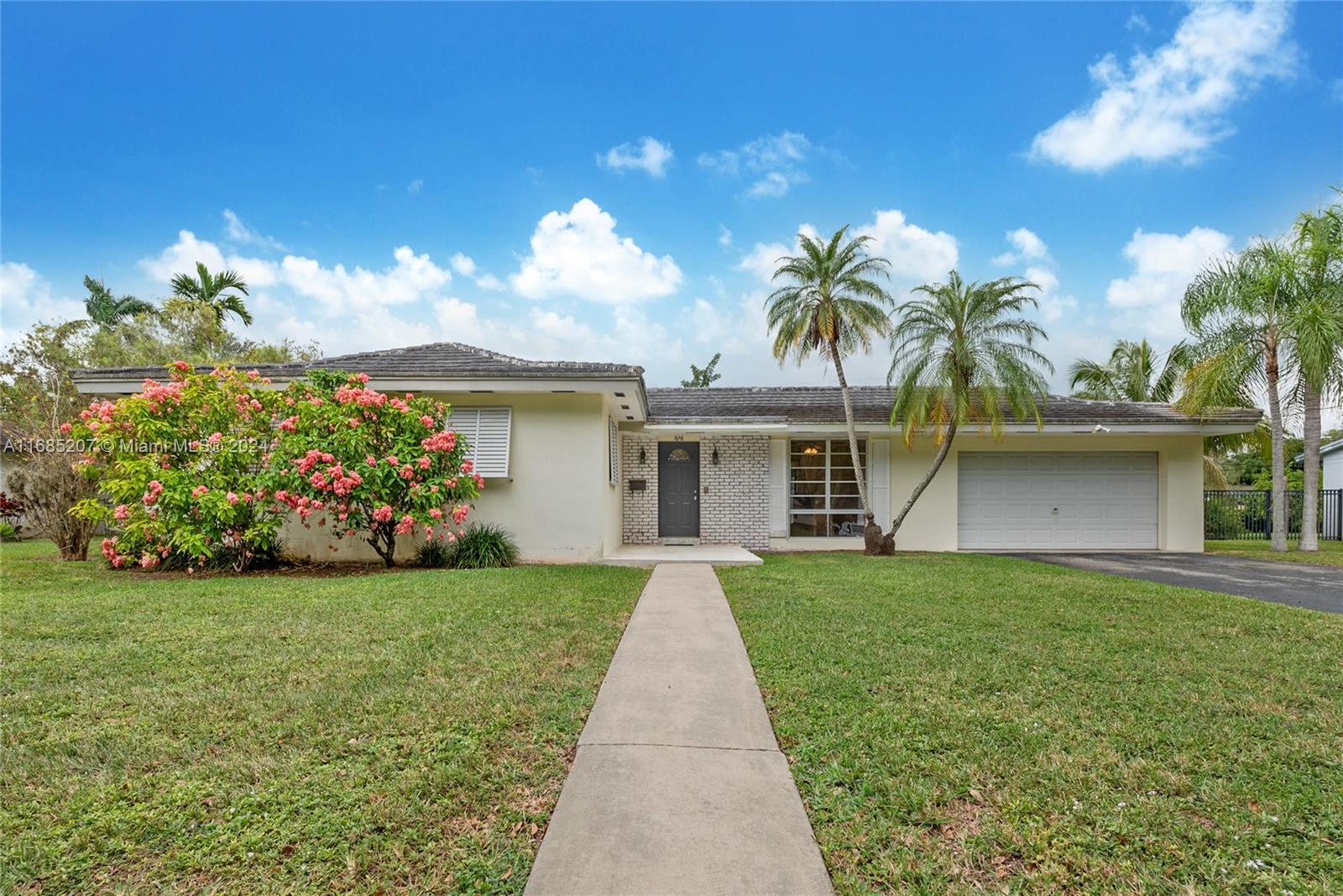 15710 SW 87th Avenue Palmetto Bay FL 33157