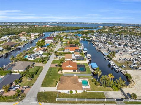 137 Placid Drive Fort Myers FL 33919