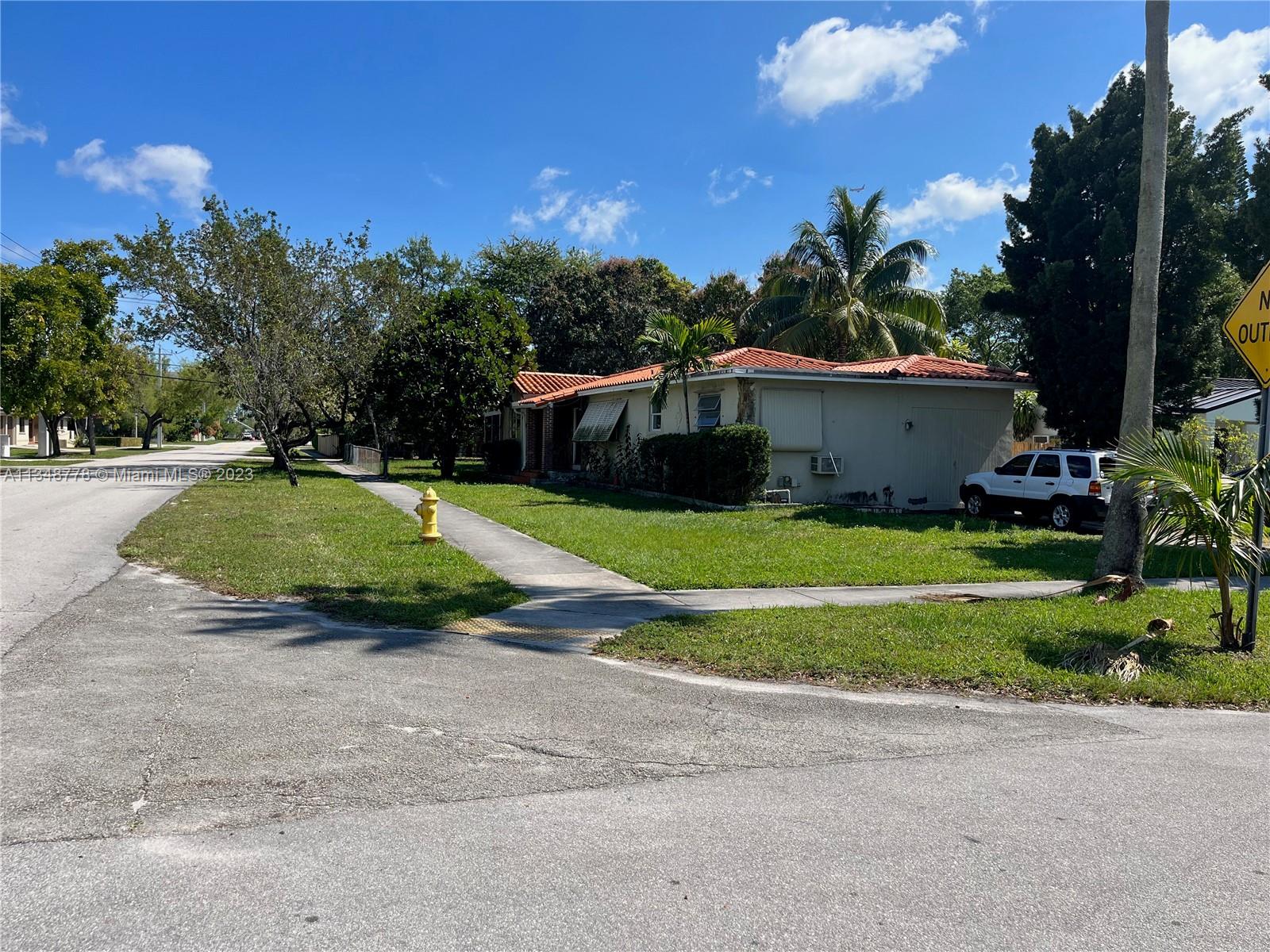 1101 Oakwood Drive Miami Springs FL 33166