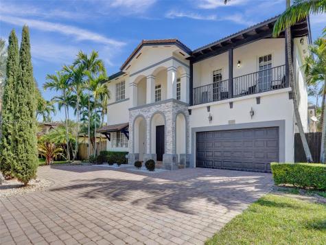 19963 SW 129th Court Miami FL 33177