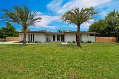 16611 SW 77th Court Palmetto Bay FL 33157