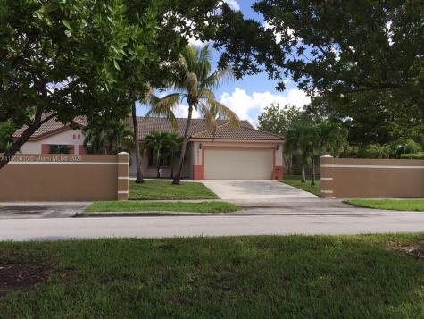 13811 SW 180th Street Miami FL 33177