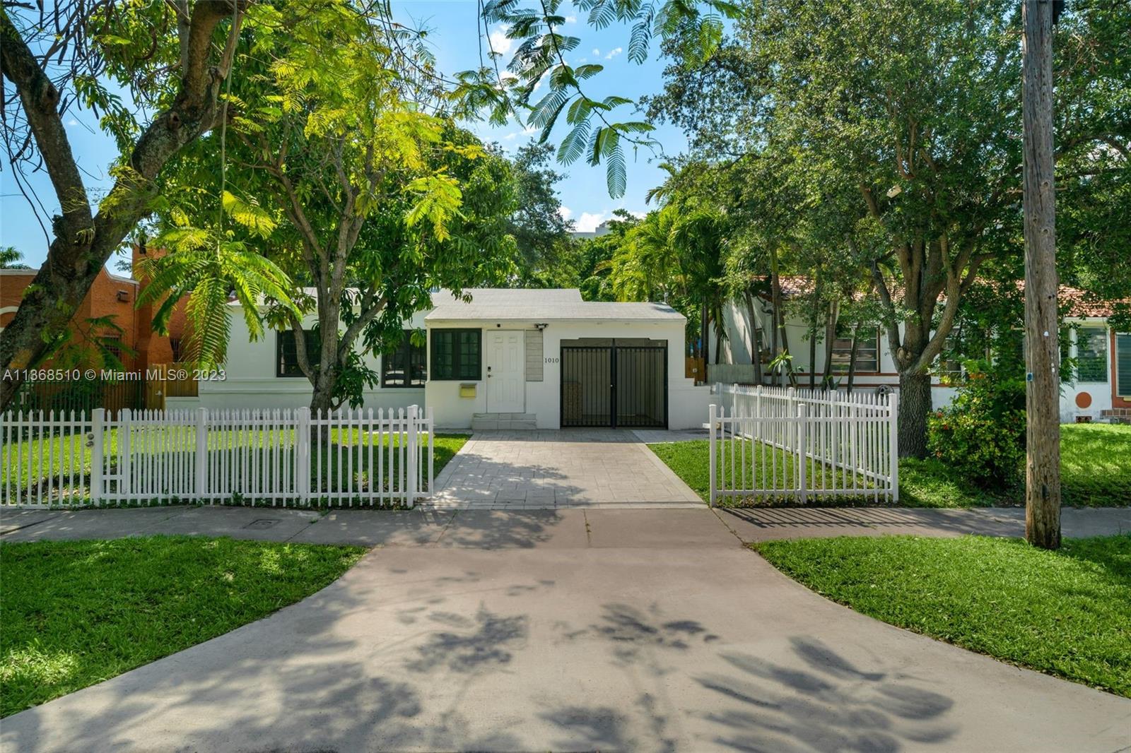 1010 NW 11th Avenue Miami FL 33136