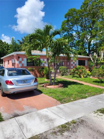 1071 NE 152nd Terrace North Miami Beach FL 33162