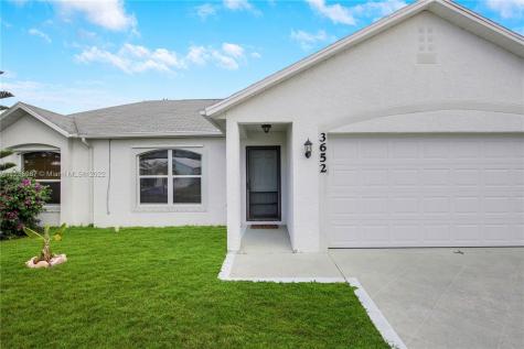 3652 SW Voyager Street Port St. Lucie FL 34953
