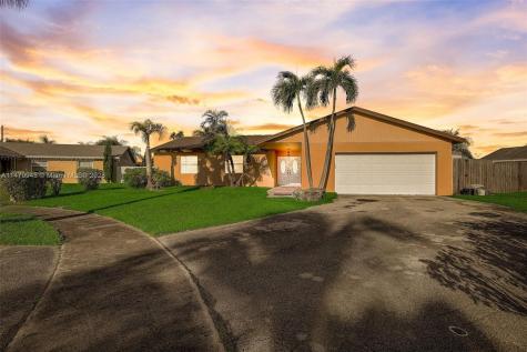 12425 SW 259th Terrace Homestead FL 33032