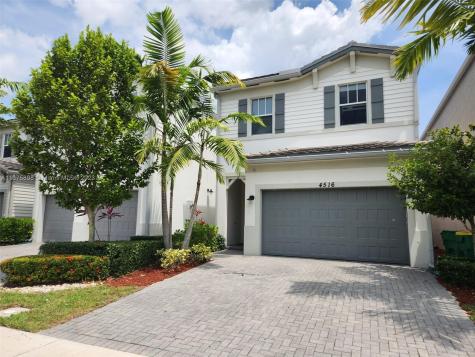 4516 NW 48th Terrace Tamarac FL 33319
