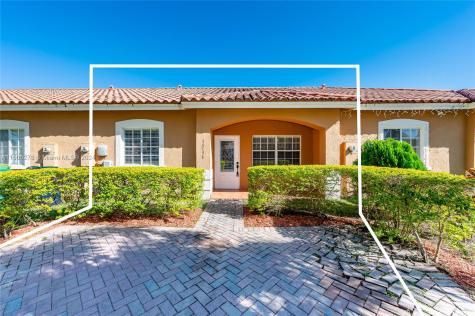 18151 SW 109th Place Miami FL 33157