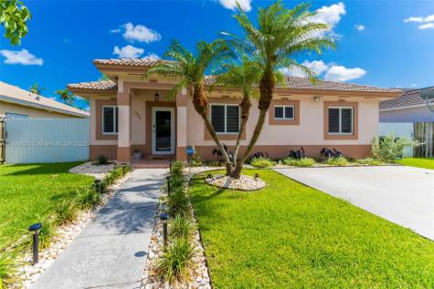 1304 SE 6th Street Homestead FL 33033